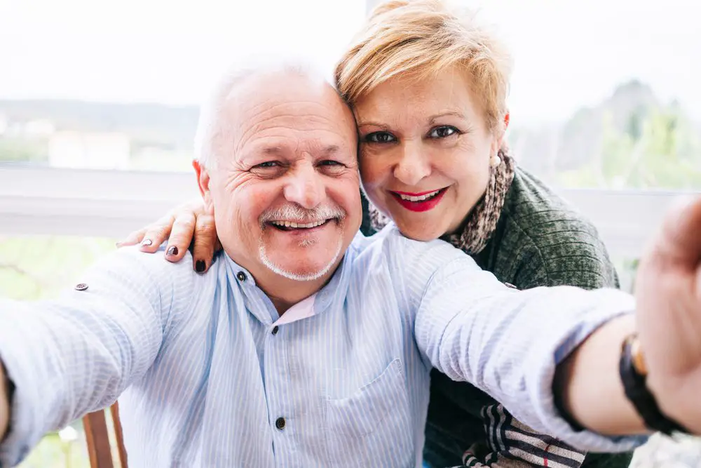 Do I need Medicare if Im covered by my spouses employer plan?