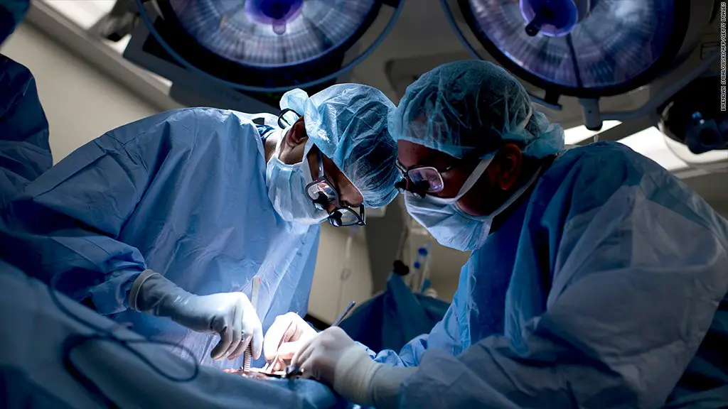 Hospitals profit more from surgical complications