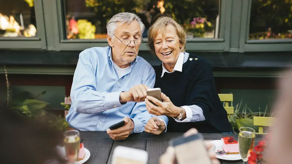 Medicare spouse coverage: Eligibility and criteria